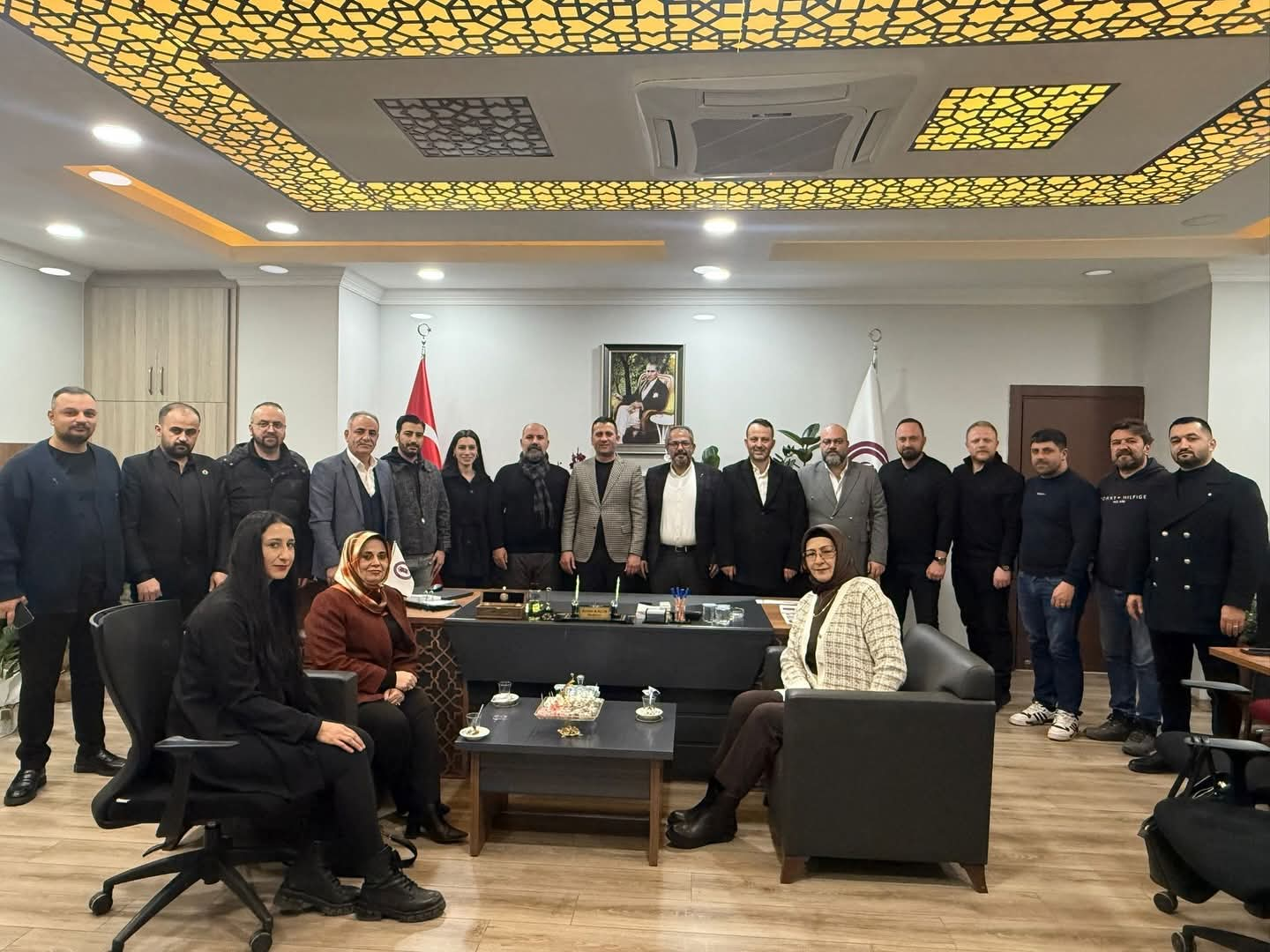 Anahtar Parti’den Yalova’da Esnaf Odasına Ziyaret: “Şehrimiz İçin Ortak Akıl Vurgusu”