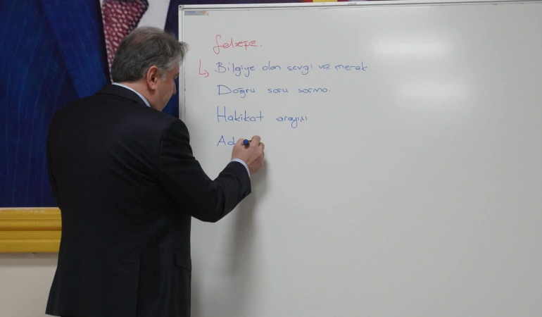 SON DERS REKTÖRÜMÜZDEN: YALOVA ÜNİVERSİTESİ’NDE AKADEMİK GELİŞİM PROGRAMI TAMAMLANDI