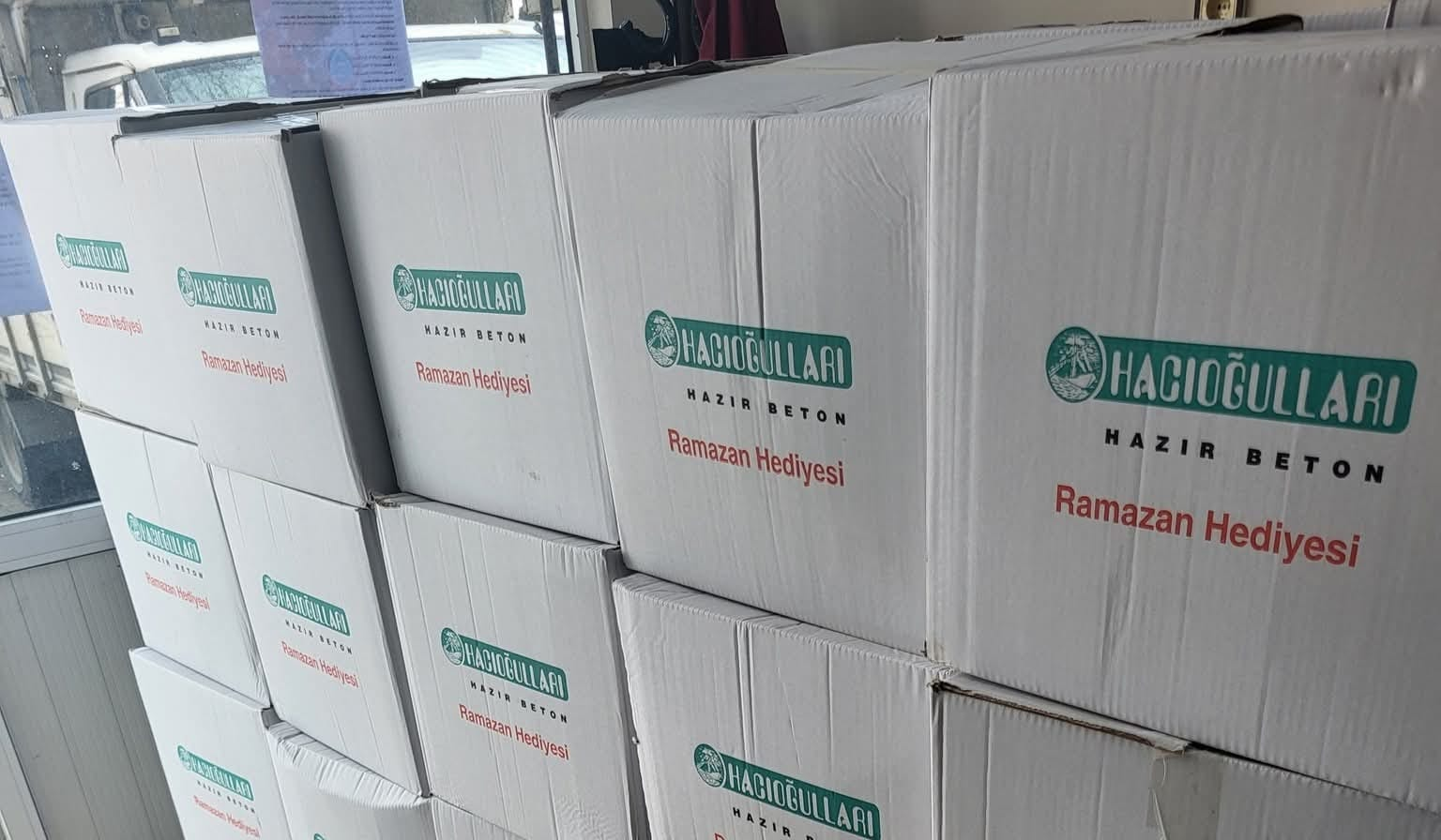 Yalova Elmalık Köy Muhtarlığı’ndan Ramazan Dayanışması: Erzak Kolileri Ulaşmaya Başladı