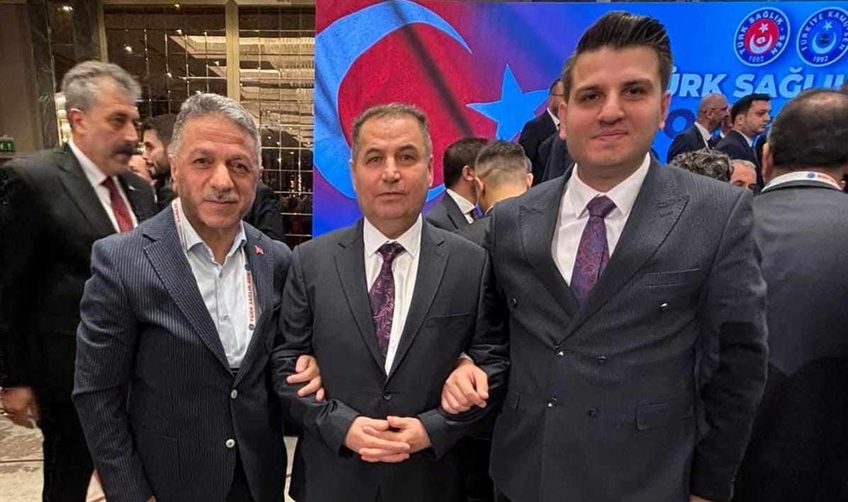 Türk Sağlık-Sen 8. Olağan Genel Kurulu Coşkuyla Gerçekleştirildi 7 Türk Sağlık-Sen 8. Olağan Genel Kurulu Coşkuyla Gerçekleştirildi