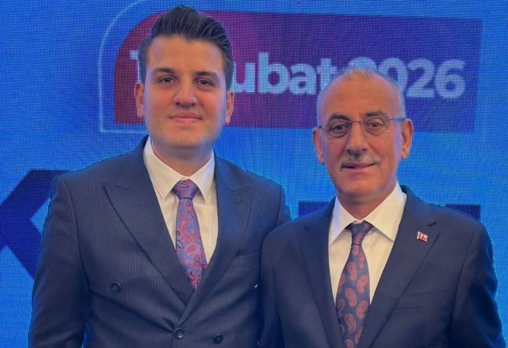 Türk Sağlık-Sen 8. Olağan Genel Kurulu Coşkuyla Gerçekleştirildi 10 Türk Sağlık-Sen 8. Olağan Genel Kurulu Coşkuyla Gerçekleştirildi