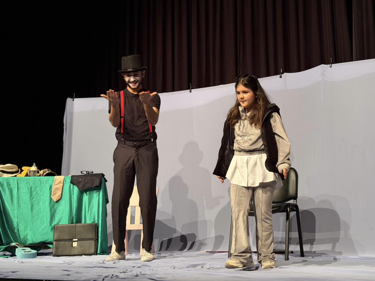 Çocuklarımız İçin Tiyatro Keyfi: 7’den 77’ye Pandomim Yalova’da Sahnelendi