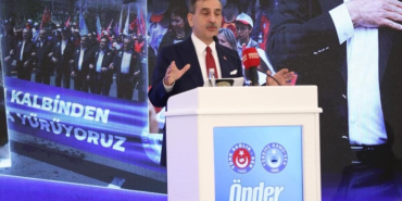 Türk Sağlık-Sen 8. Olağan Genel Kurulu Coşkuyla Tamamlandı: Önder Kahveci Güven Tazeledi