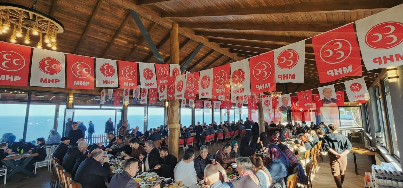 MHP Yalova’dan “Hayırlı Günler Komşum” Kararlılığı: “Derdin Derdimiz Sohbet” Çalışmaları Hız Kesmeden Sürecek