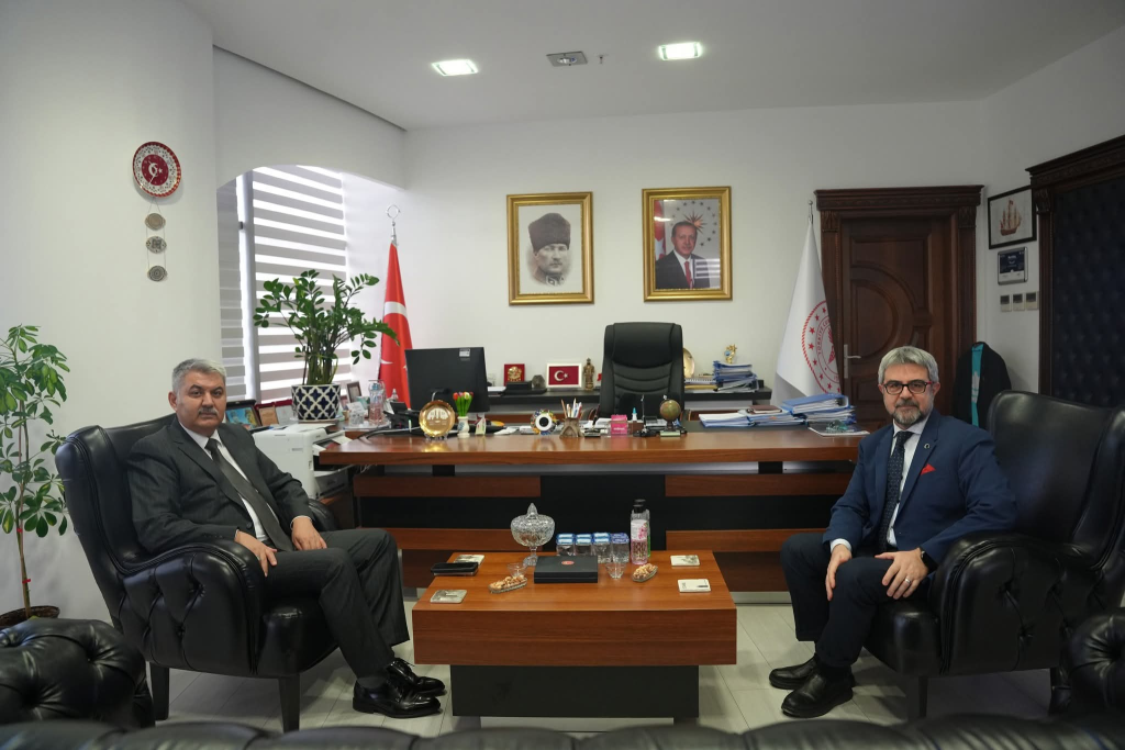 Yalova’da Kurumlar Arası İş Birliği Mesajı: Emniyet’ten Sağlık Müdürlüğü’ne İade-i Ziyaret