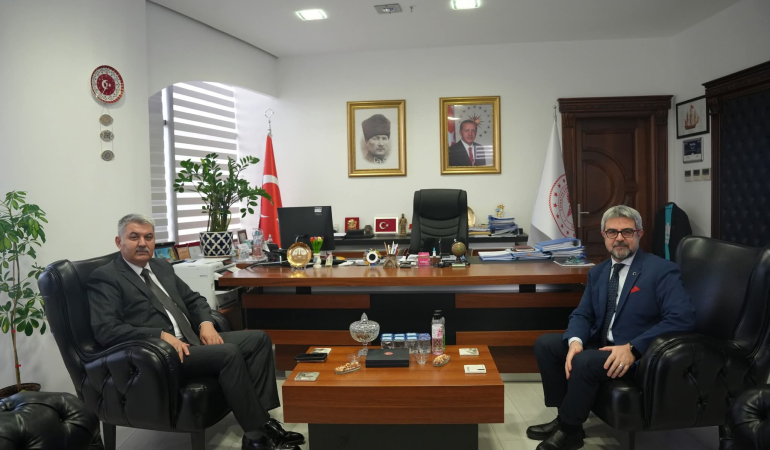 Yalova’da Kurumlar Arası İş Birliği Mesajı: Emniyet’ten Sağlık Müdürlüğü’ne İade-i Ziyaret