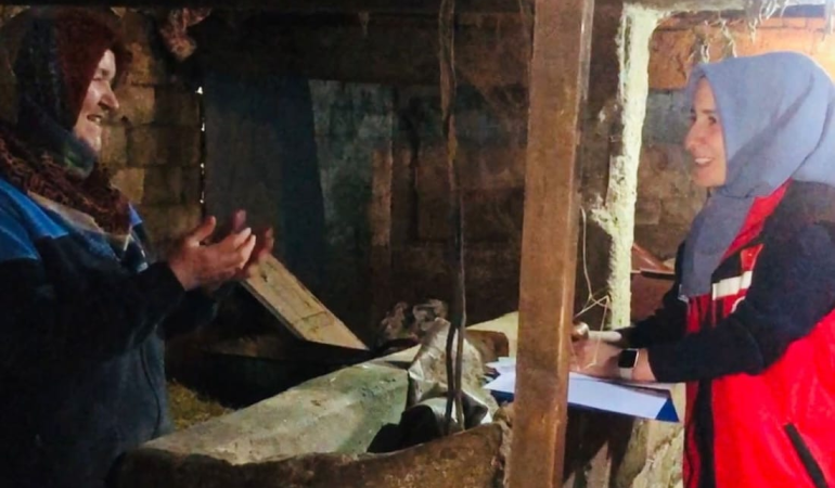 Yalova’da “Gebe İnek ve Sağlıklı Buzağı” Projesi Başladı: Teknik Ekip Sahaya İndi