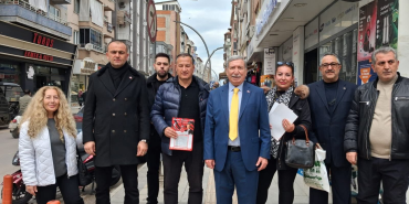 MHP Yalova Teşkilatı Cumhuriyet Caddesi Esnafıyla Buluştu