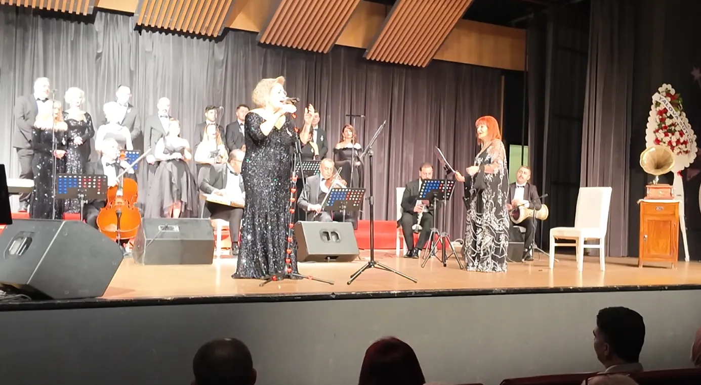 Hoş Sada Korosu, “Sevgiliye Şarkılar” Konseriyle Yalova’yı Büyüledi
