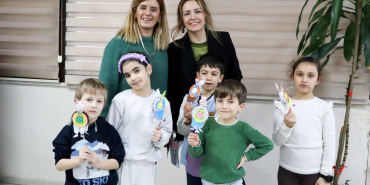 ÇİFTLİKKÖY’DE MİNİK KURSİYERLERDEN RAMAZAN DAVULCUSU ETKİNLİĞİ