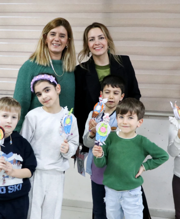 ÇİFTLİKKÖY’DE MİNİK KURSİYERLERDEN RAMAZAN DAVULCUSU ETKİNLİĞİ