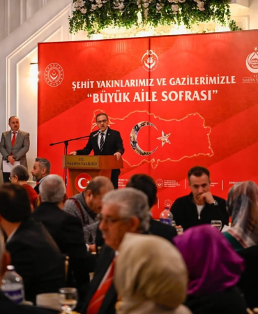 Yalova’da “Büyük Aile Sofrası”: Şehit Aileleri ve Gazilerle Anlamlı İftar Buluşması