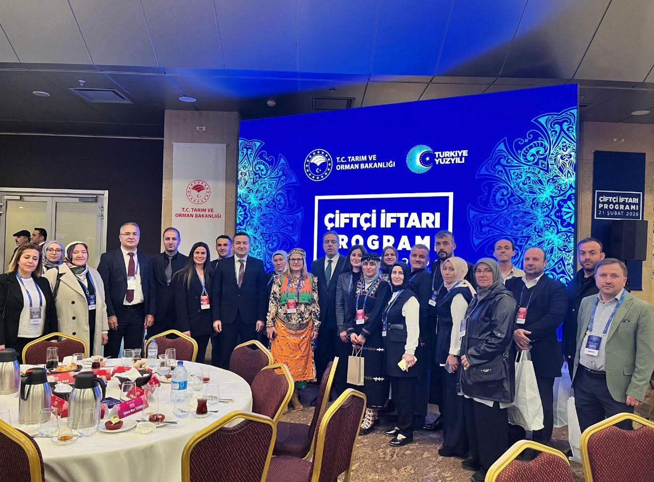 Yalovalı Üreticiler, Bakanlık İftarında Cumhurbaşkanı Erdoğan ile Buluştu 6 Yalovalı Üreticiler, Bakanlık İftarında Cumhurbaşkanı Erdoğan ile Buluştu