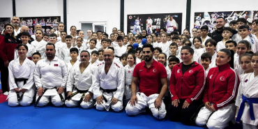 ÇİFTLİKKÖY KARATECİLERİ ELİT SPORCU MİLLİ TAKIM KAMPINA KATILDI