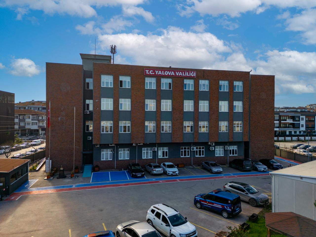 Yalova Valiliğinden Yaralama Olayına İlişkin Açıklama: Şüpheli Tutuklandı, Yaralı Çocuğun Hayati Tehlikesi Yok