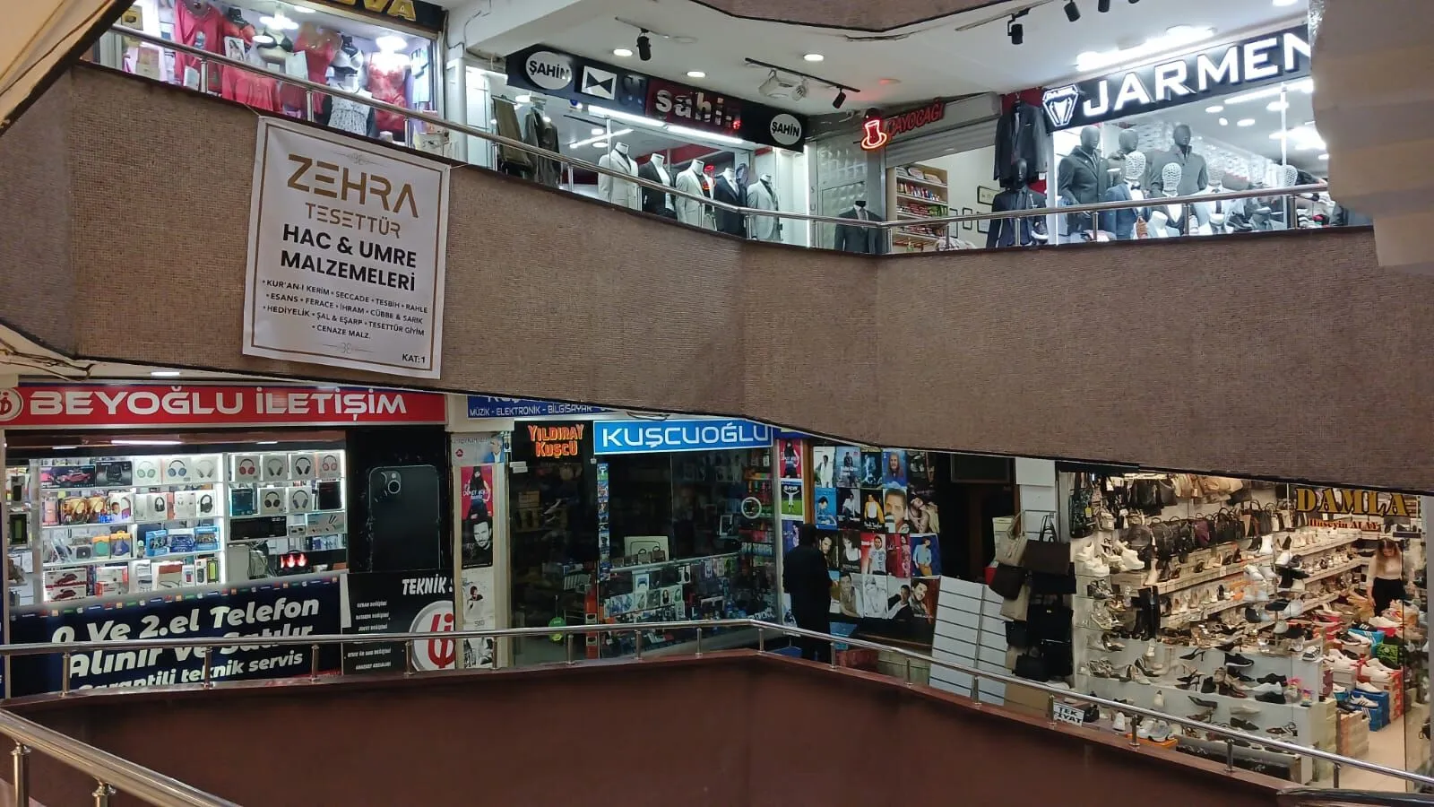 “Gel Bakalım Delikanlı” Dedi… Zonguldak’ta Bir Sergide Başlayan Gazetecilik Hikâyesi 1 “Gel Bakalım Delikanlı” Dedi… Zonguldak’ta Bir Sergide Başlayan Gazetecilik Hikâyesi