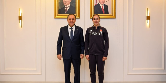 Yalova Valisi Dr. Ahmet Hamdi Usta, Dünya ve Avrupa Şampiyonu Buse Tosun Çavuşoğlu’nu Ağırladı