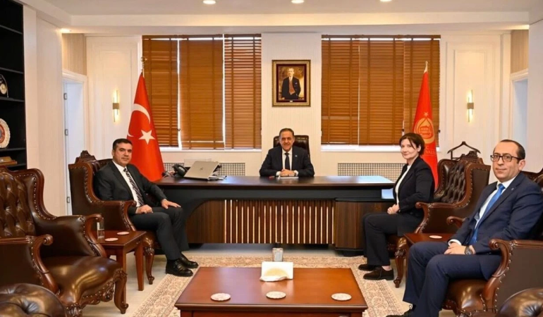 Yalova Valisi Ahmet Hamdi Usta’ya Protokolden Hayırlı Olsun Ziyareti