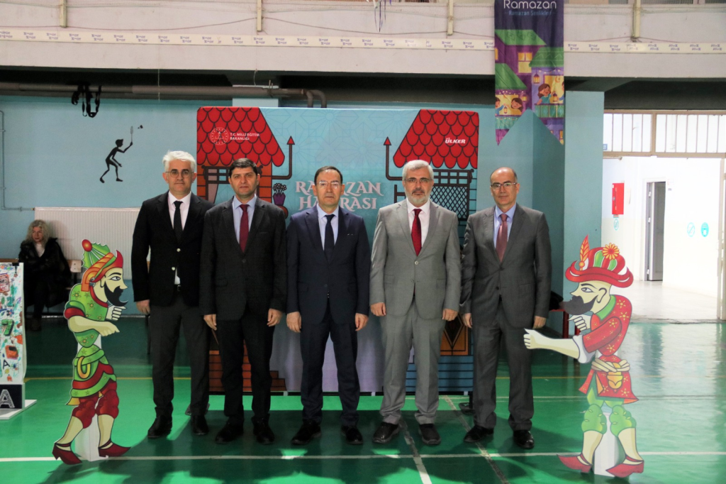 Yalova’da “Maarifin Kalbinde Ramazan Etkinlikleri” Coşkusu: Minikler Ramazan’ın Manevi İklimini Yaşıyor