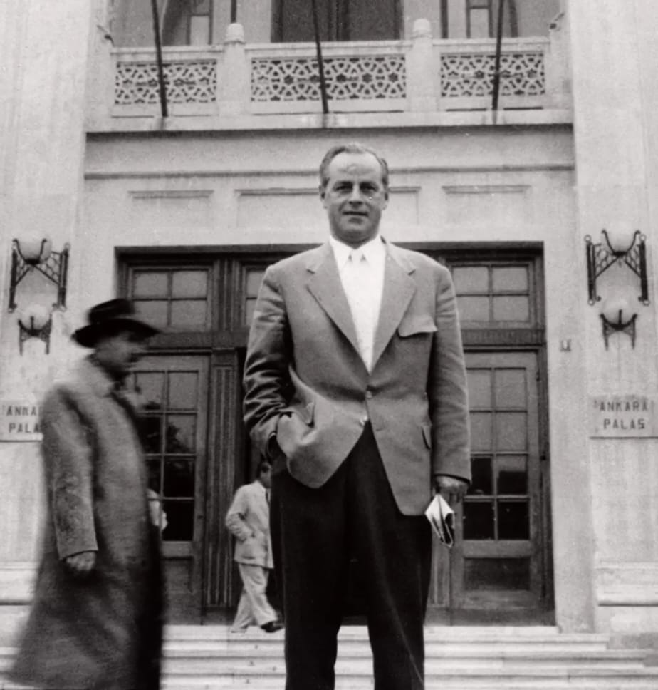 Akkök Holding Kurucusu Raif Dinçkök Saygı ve Özlemle Anıldı