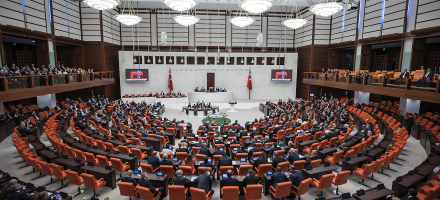 CHP’li Tahsin Becan’dan Bireysel Silahlanmaya Çifte Hamle: Hem Araştırma Önergesi Hem Kanun Teklifi