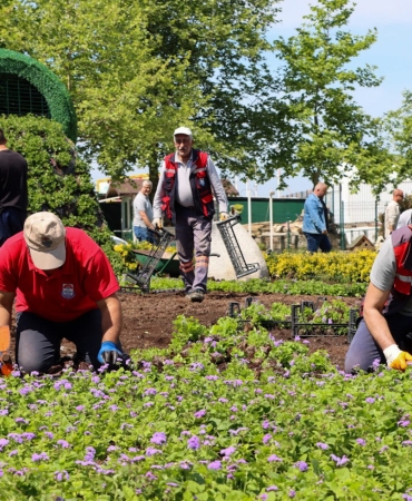 PARK VE BAHÇELER BİRİMİ YIL BOYUNCA 624 BİN METREKARE ALANDA ÇALIŞMA YÜRÜTTÜ