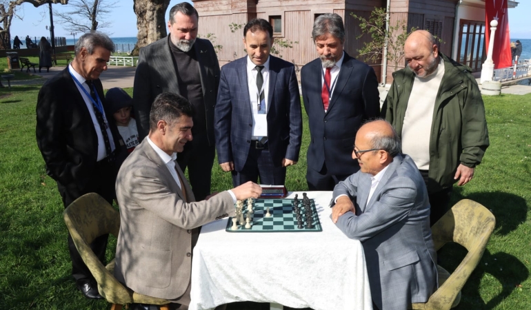 9. ULUSLARARASI YÜRÜYEN KÖŞK SATRANÇ TURNUVASI SONA ERDİ