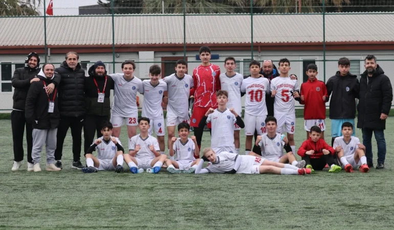 U-14’LERDE ÇİFTLİKKÖY’E BÜYÜK GURUR