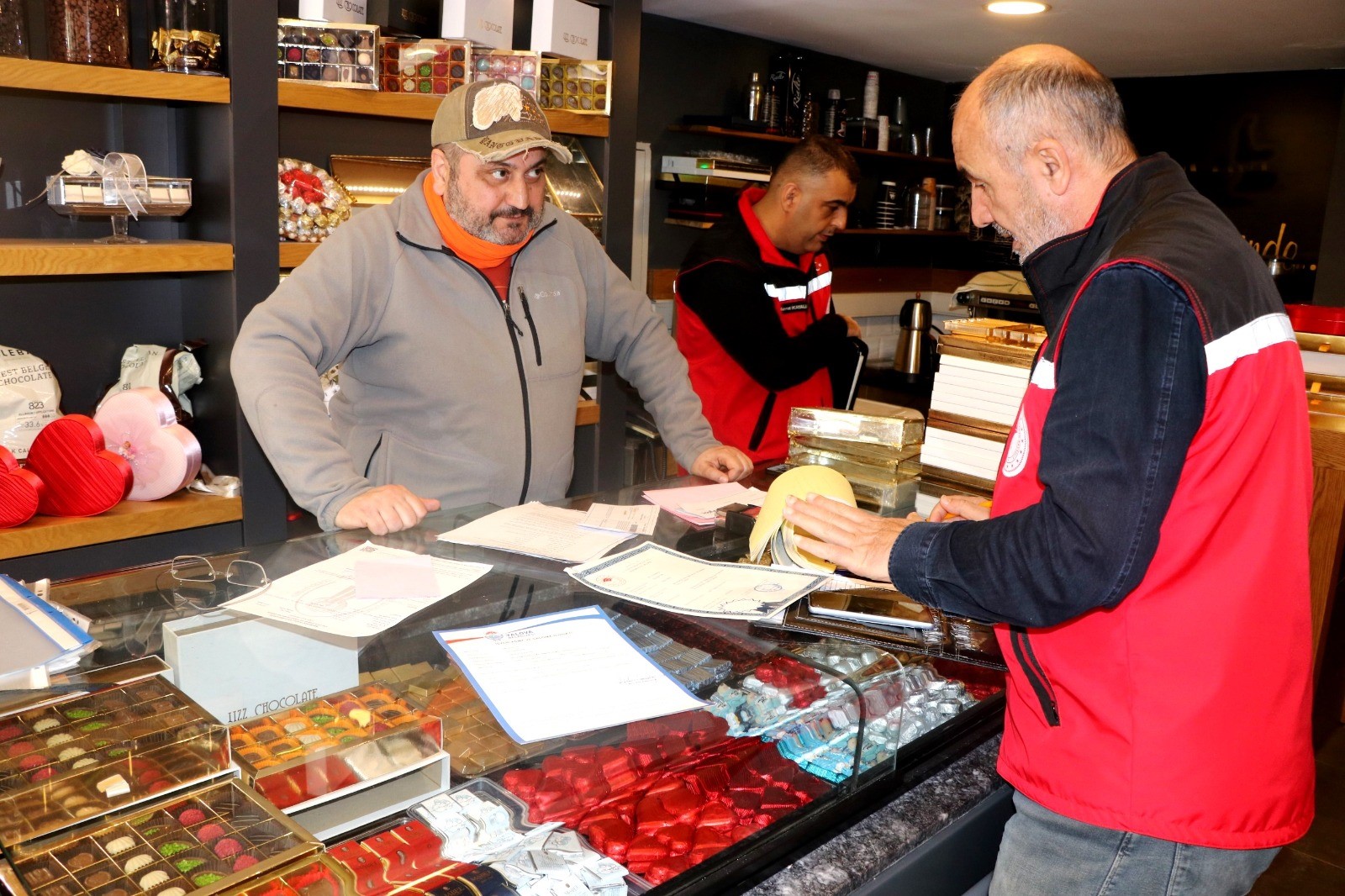 RAMAZAN BAYRAMI ÖNCESİ YALOVA’DA ŞEKERCİLERE SIKI DENETİM