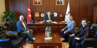 Yalova Gazeteciler Cemiyeti’nden Yalova Üniversitesi Rektörü Bahçekapılı’ya Ziyaret