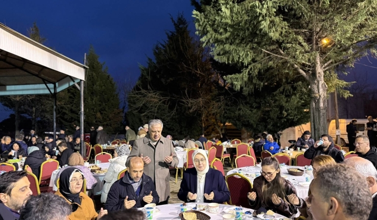 Yalova Milletvekili Meliha Akyol Akköy’de Gönül Sofrasında Hemşehrileriyle Buluştu
