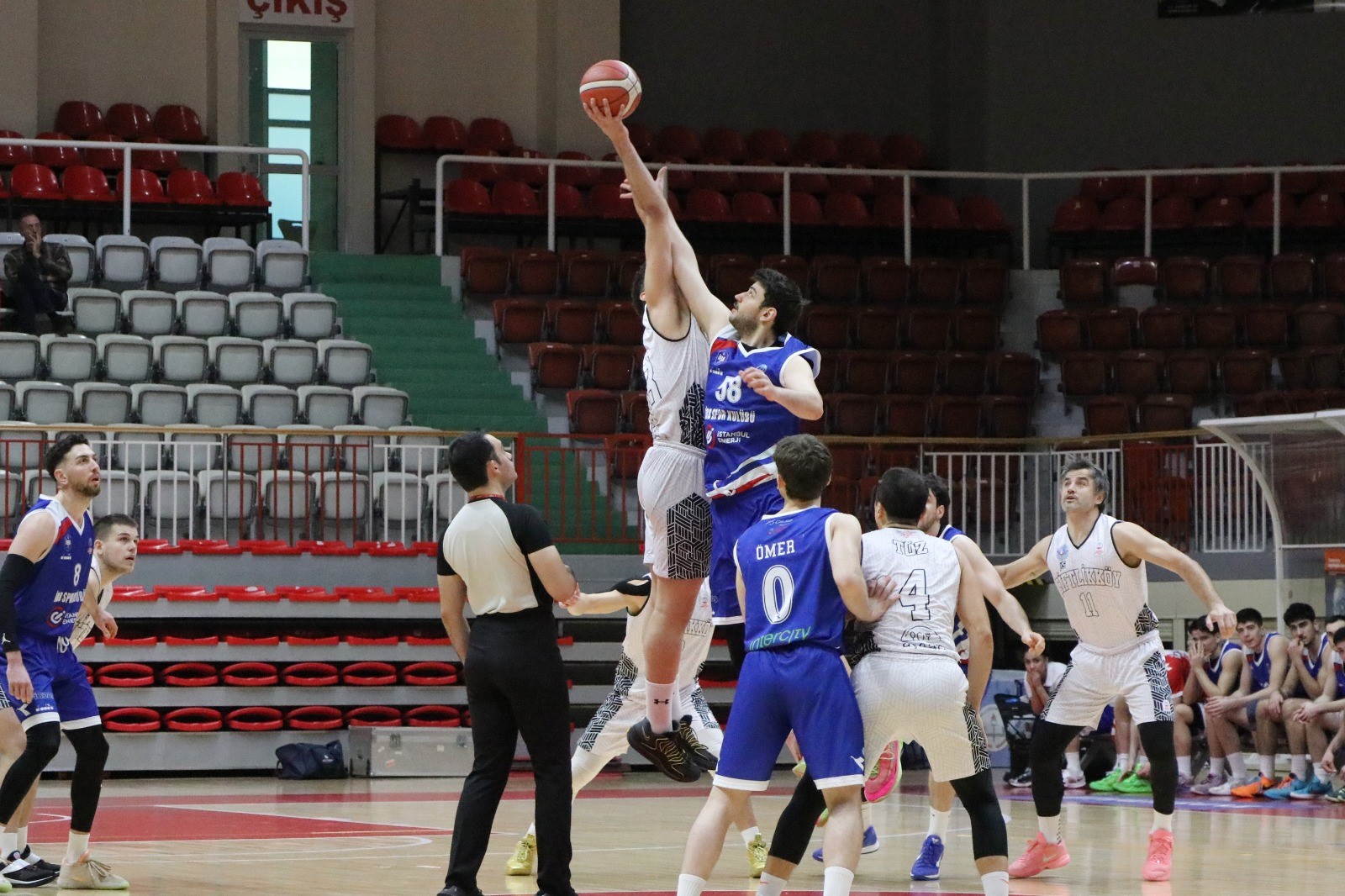 ÇİFTLİKKÖY BELEDİYE İBB ÖNÜNDE RAHAT KAZANDI (75-64)