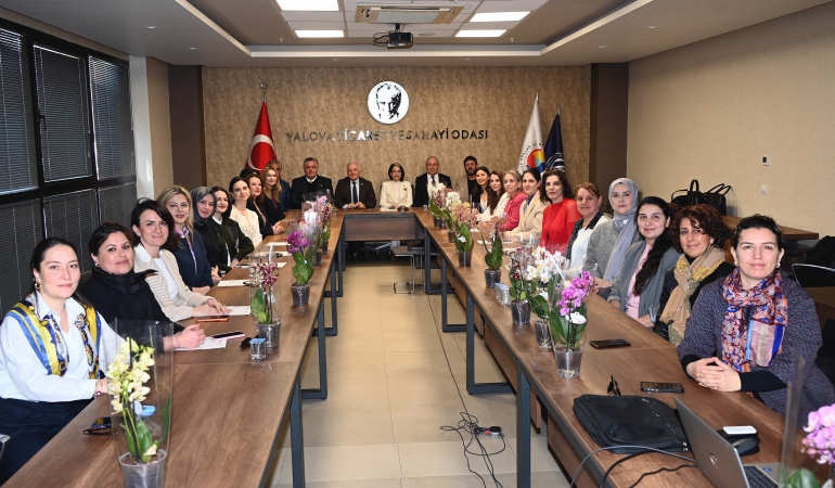 BAŞKAN GÜREL’DEN ÜRETEN KADINLARLA ANLAMLI BULUŞMA