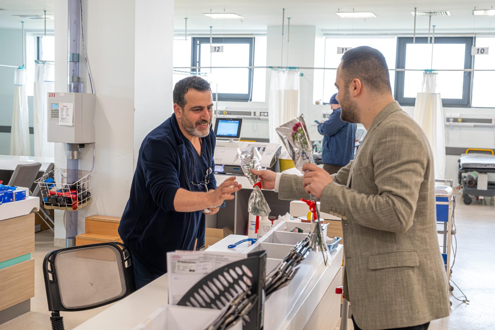 YALOVA BELEDİYESİ’NDEN SAĞLIK ÇALIŞANLARINA TIP BAYRAMI ZİYARETİ 6 YALOVA BELEDİYESİ’NDEN SAĞLIK ÇALIŞANLARINA TIP BAYRAMI ZİYARETİ