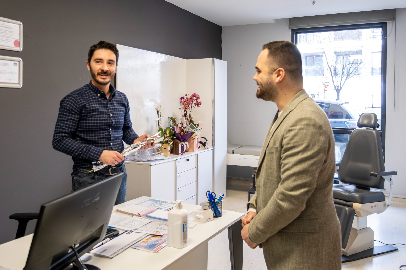 YALOVA BELEDİYESİ’NDEN SAĞLIK ÇALIŞANLARINA TIP BAYRAMI ZİYARETİ 4 YALOVA BELEDİYESİ’NDEN SAĞLIK ÇALIŞANLARINA TIP BAYRAMI ZİYARETİ