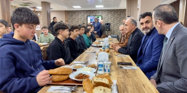 Ordu Valisi Muammer Erol, Öğrencilerle İftar Sofrasında Buluştu