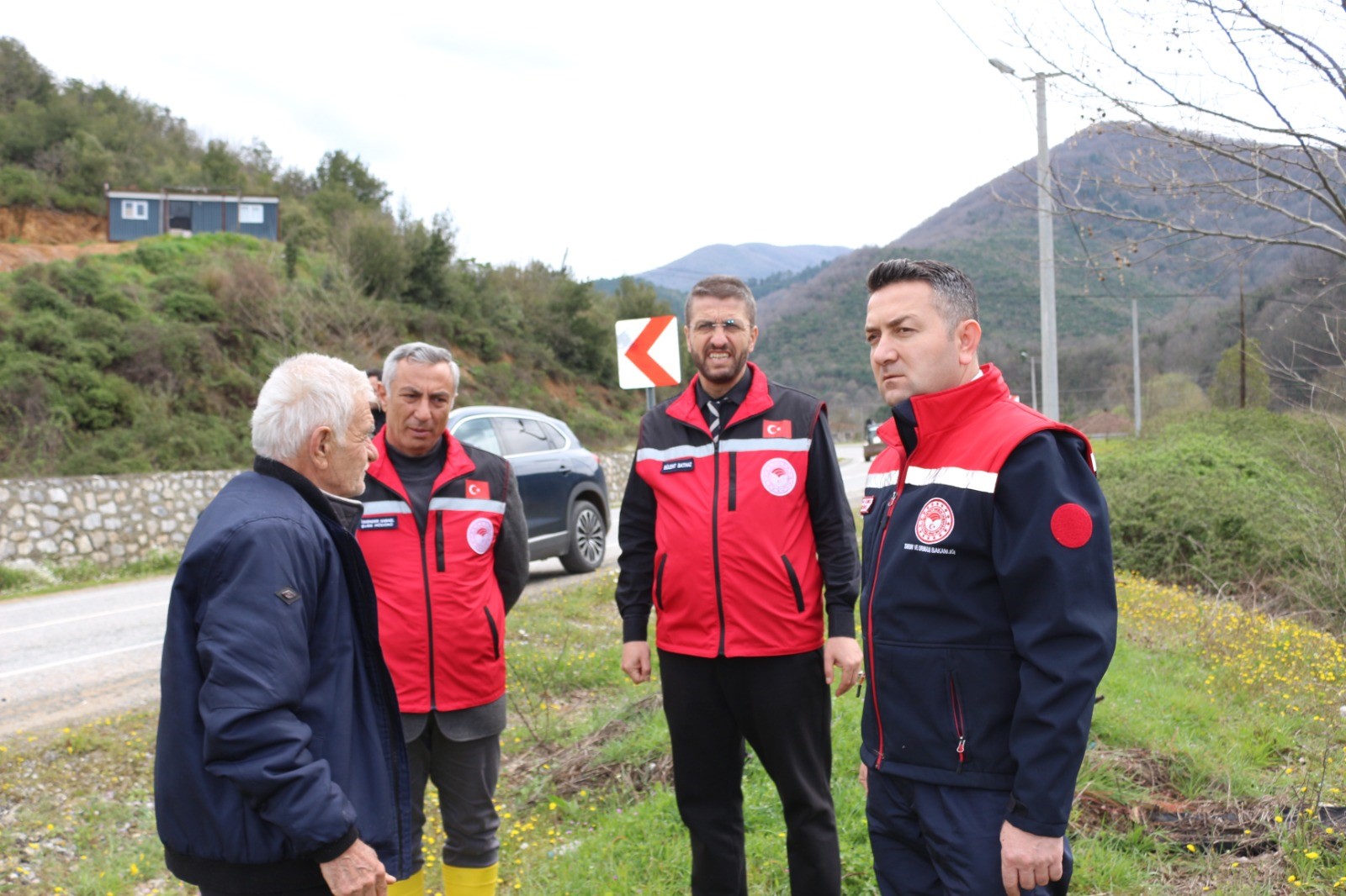 MÜDÜR İLMEÇ YAĞIŞ SONRASI TAŞKIN ALANLARINI İNCELEDİ