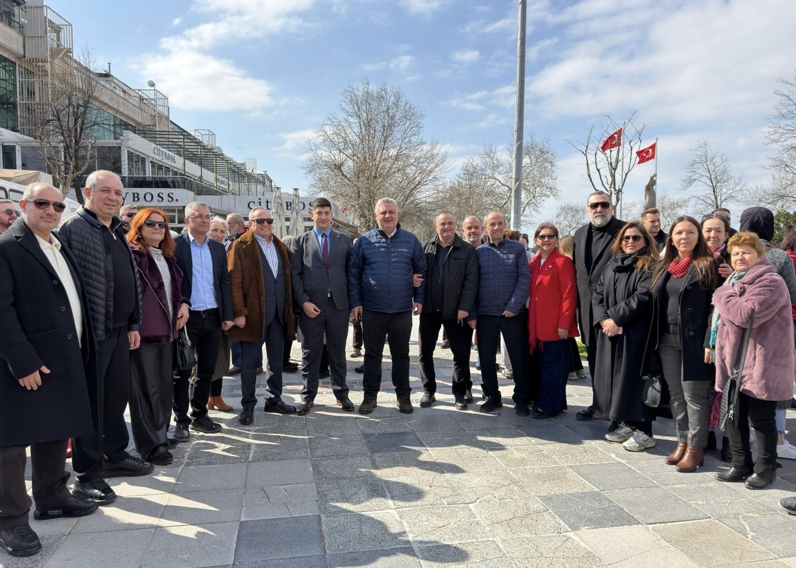 Yalova’da Marteniçka Coşkusu: Başkan Mehmet Gürel’den Birlik ve Dayanışma Mesajı