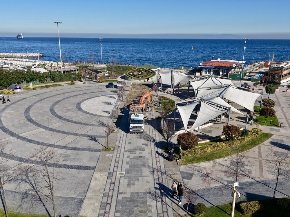 Yalova Belediyesi’nden Kent Genelinde Bakım ve Onarım Seferberliği