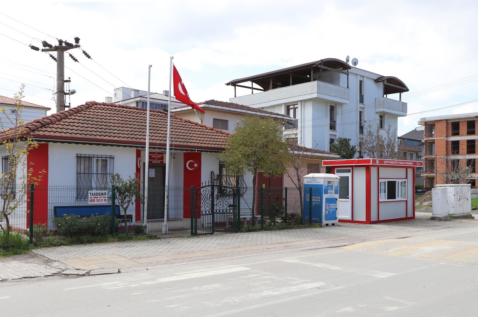 BAŞKAN YELE’NİN HALK EKMEK HAMLESİ BÜYÜYOR