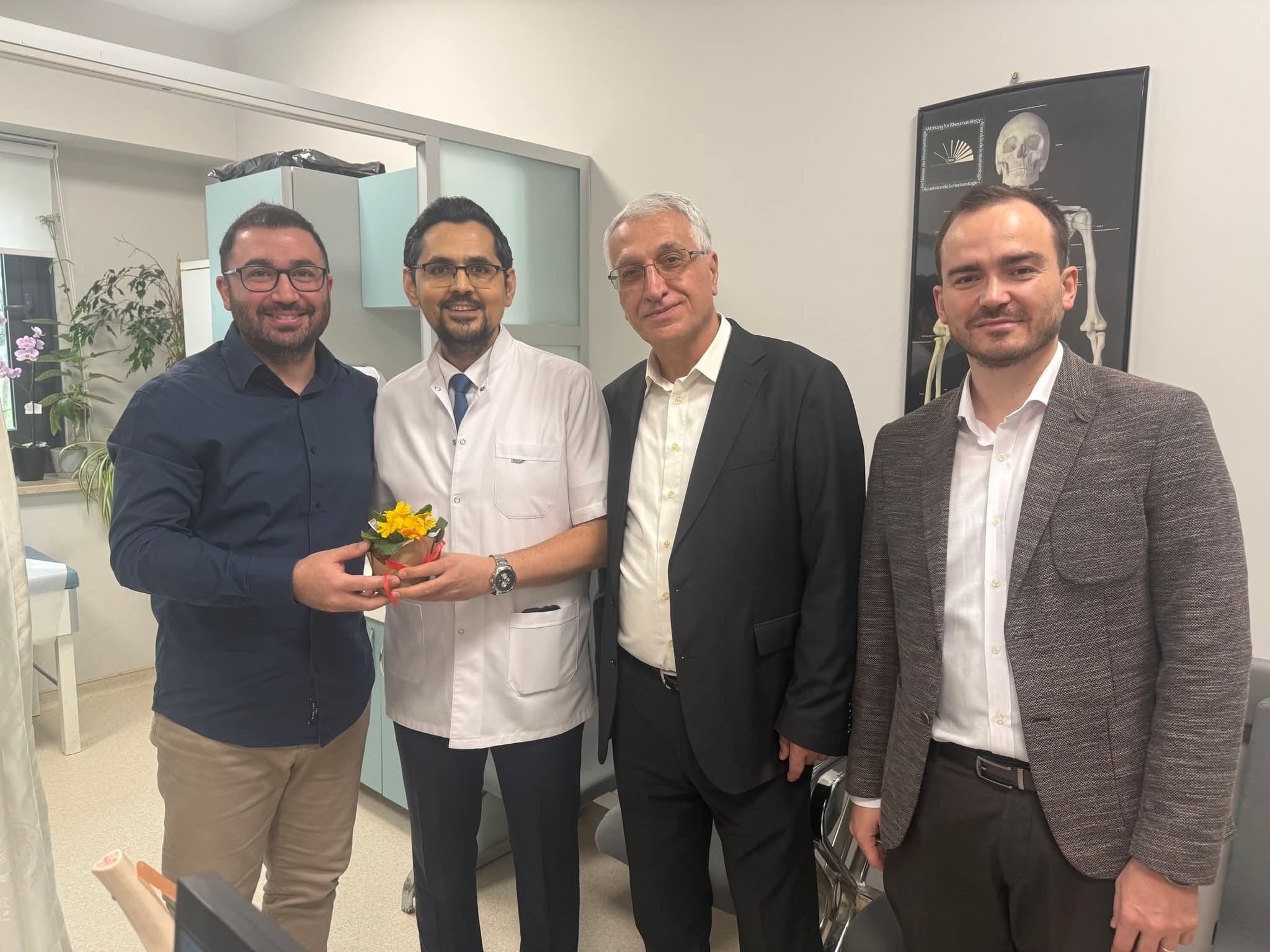 Yalova Eğitim ve Araştırma Hastanesi’nden 14 Mart Tıp Bayramı Mesajı