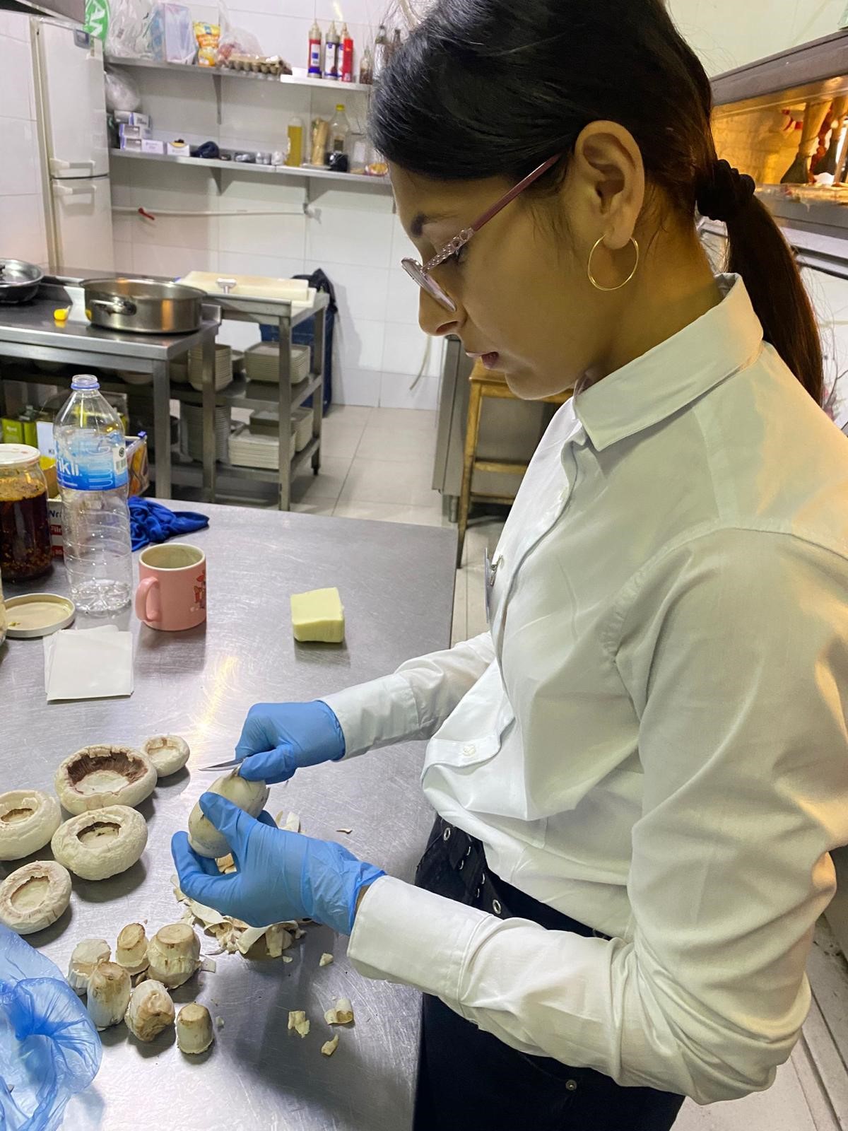 Romanyalı Öğrenciler Erasmus+ Kapsamında Yalova’da Staj Yapıyor