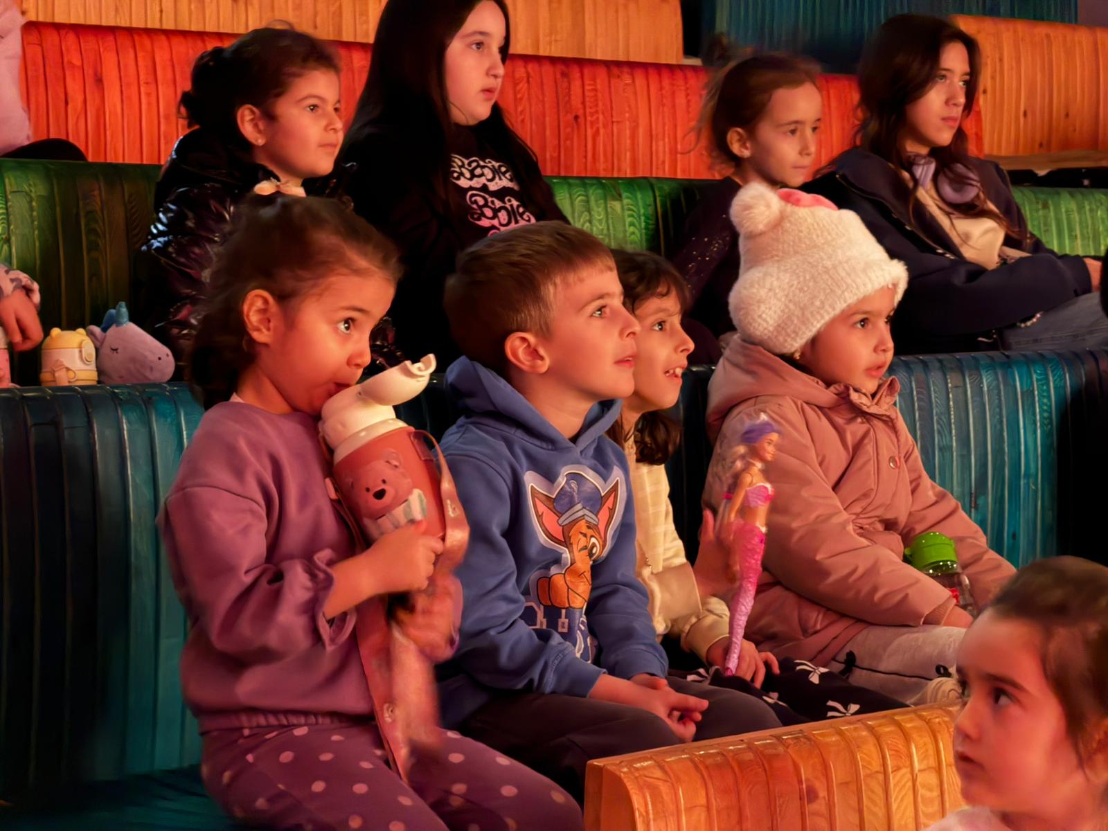 ÇÖPLÜK KRALLIĞINA MİNİKLERDEN YOĞUN İLGİ