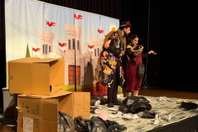 ÇÖPLÜK KRALLIĞINA MİNİKLERDEN YOĞUN İLGİ