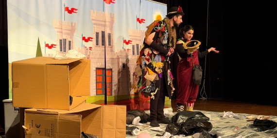 ÇÖPLÜK KRALLIĞINA MİNİKLERDEN YOĞUN İLGİ