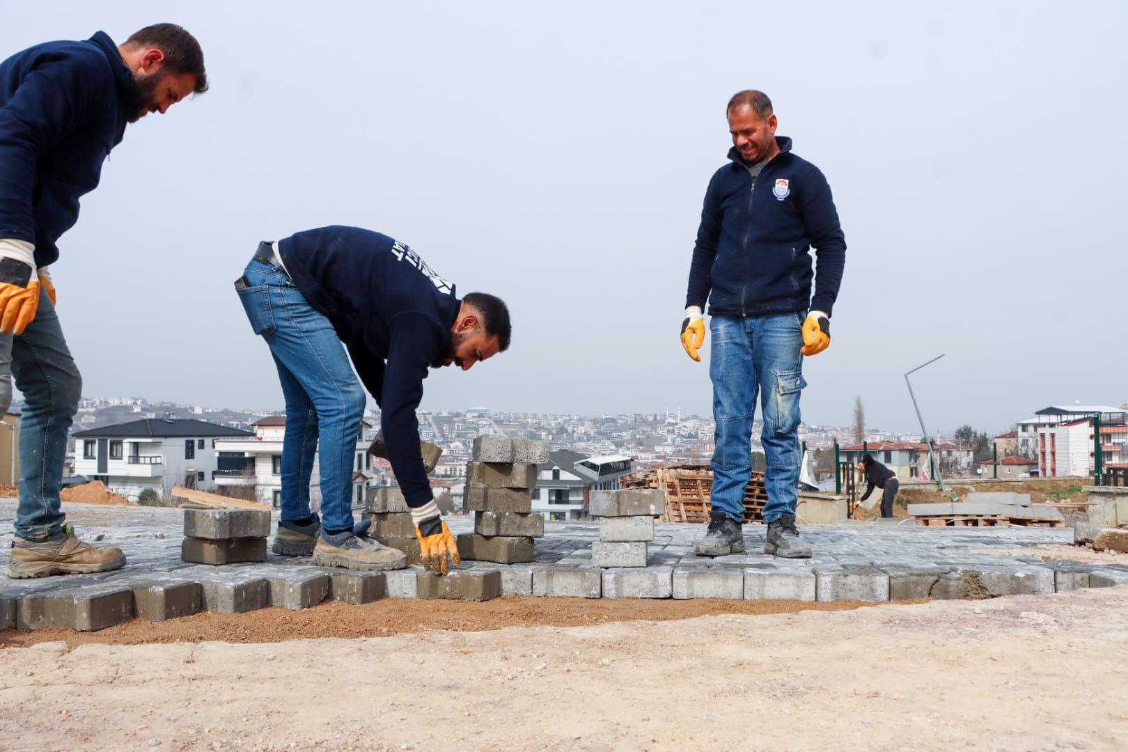 FEN İŞLERİ MÜDÜRLÜĞÜ’NDEN BAKIM VE ONARIM ÇALIŞMASI 4 FEN İŞLERİ MÜDÜRLÜĞÜ’NDEN BAKIM VE ONARIM ÇALIŞMASI