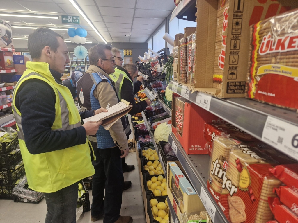 HAL MÜDÜRLÜĞÜ EKİPLERİ’NDEN MARKETLERDE KÜNYE DENETİMİ