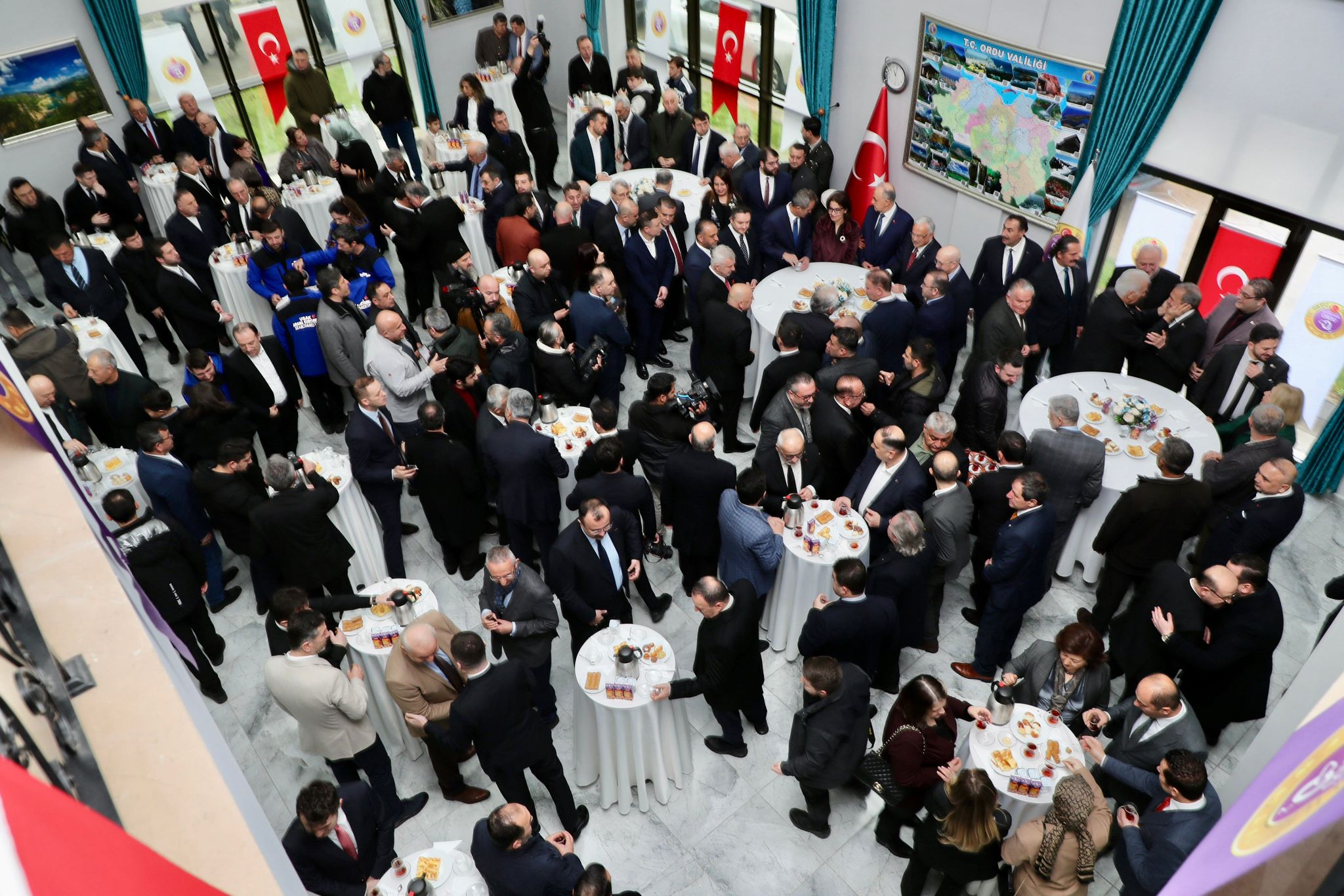 Ordu’da Kent Bayramlaşması Yoğun Katılımla Gerçekleşti 6 Ordu’da Kent Bayramlaşması Yoğun Katılımla Gerçekleşti