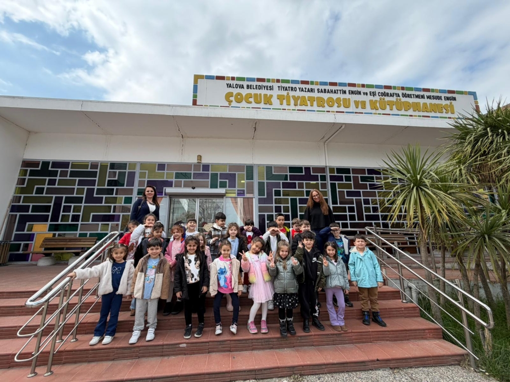 KÜTÜPHANELER HAFTASI’NDA MİNİK OKURLAR BİLGİYLE BULUŞUYOR