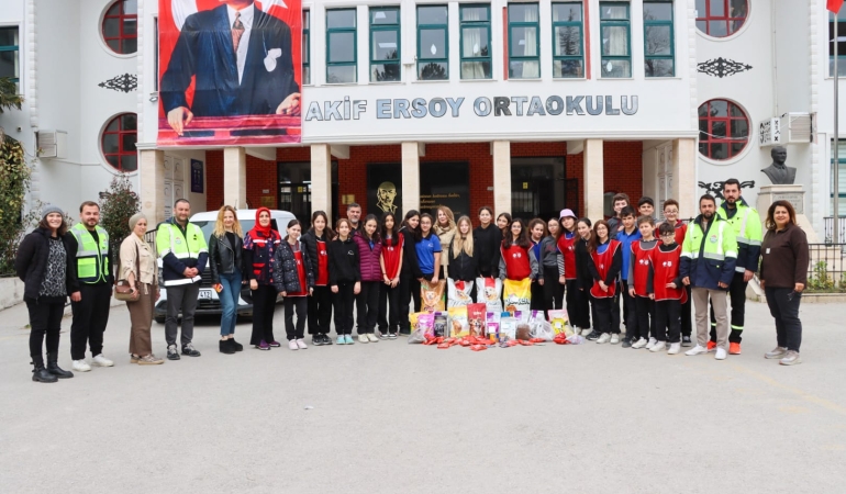 ÖĞRENCİLERDEN TAKDİR EDİLECEK DUYARLILIK